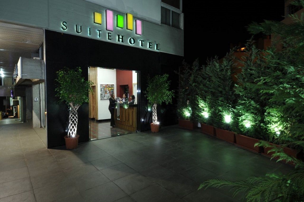 Suite Hotel Merlot Beirut Bagian luar foto